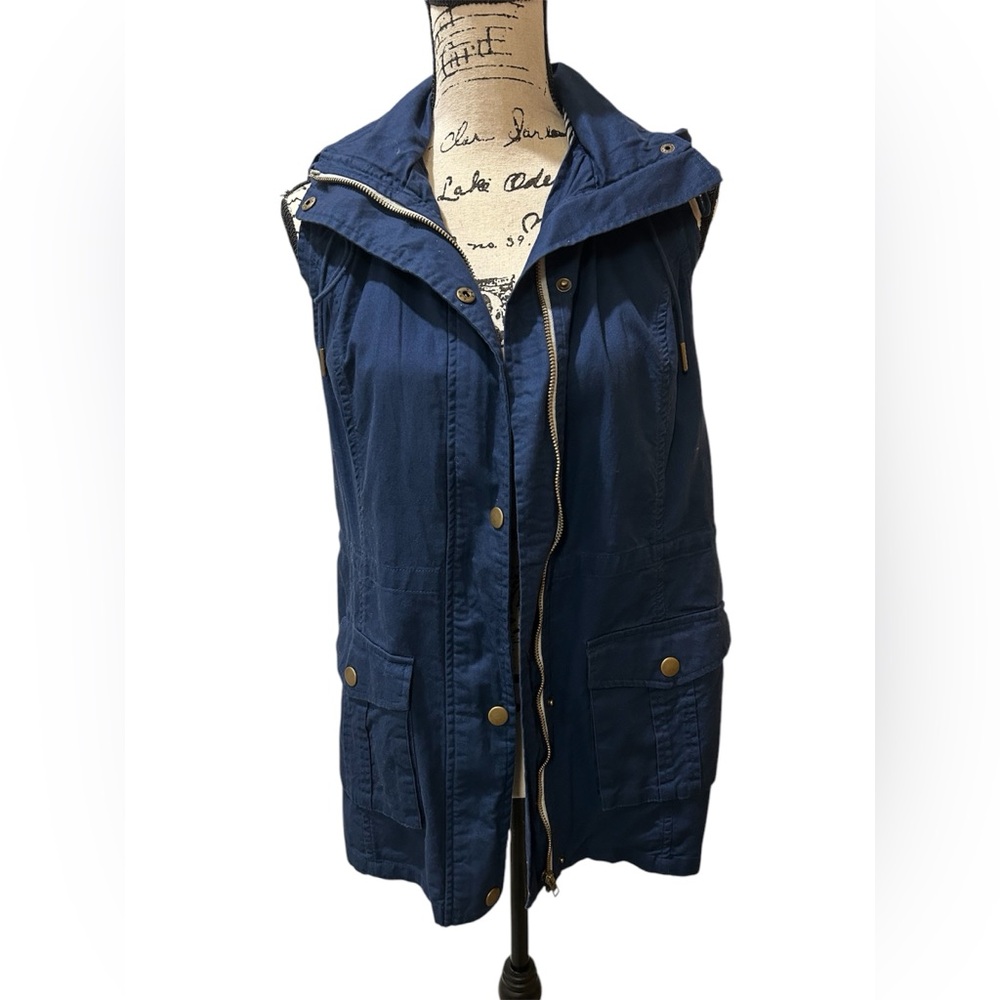 Market & Spruce Hooded Vest Style Jacket Navy Color Adj Waist  New W/Tags Sz Sm